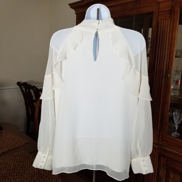 Vince CamutoLong-Sleeve Ruffle Lurex TopL - Picture 4 of 8